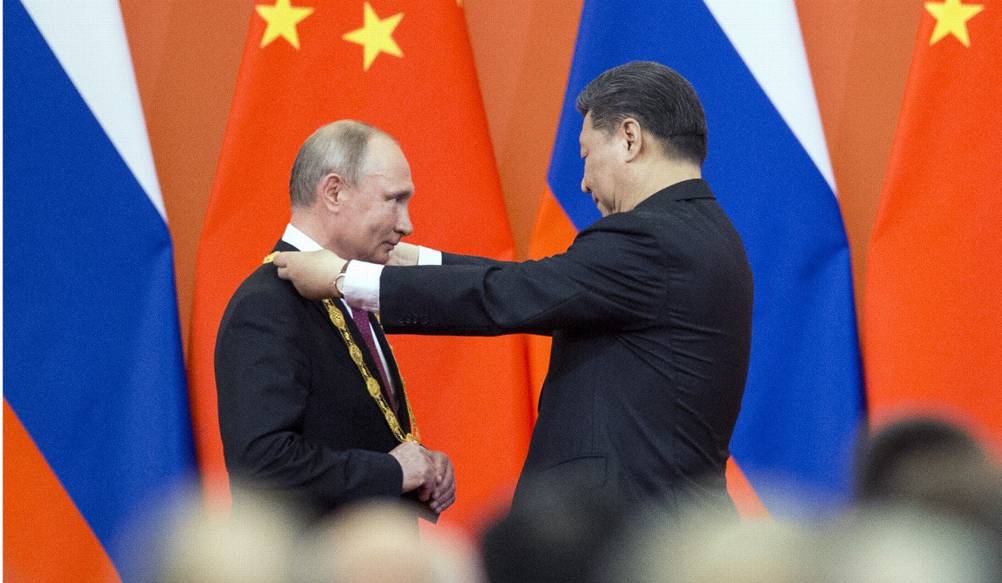 الغرب يشهد انحسارا كبيرا في نفوذه لصالح الشرق.