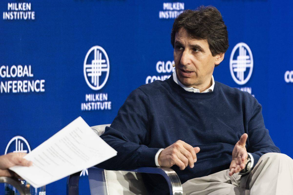 مارك روان، الرئيس التنفيذي لشركة أبولو جلوبال، خلال إحدى فعاليات المؤتمر العالمي لمعهد ميلكن في بيفرلي هيلز الأسبوع الماضي. "بلومبيرج"