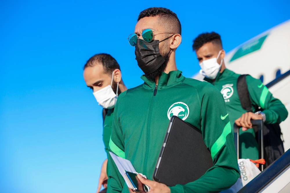 بسبب زيادة إصابات كورونا.. بريطانيا تدرس فرض إغلاق جديد