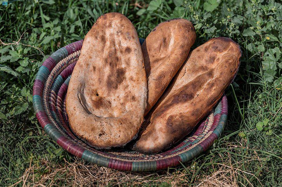 تتميز المنطقة بالحفاظ على التراث والمعارف التقليدية.