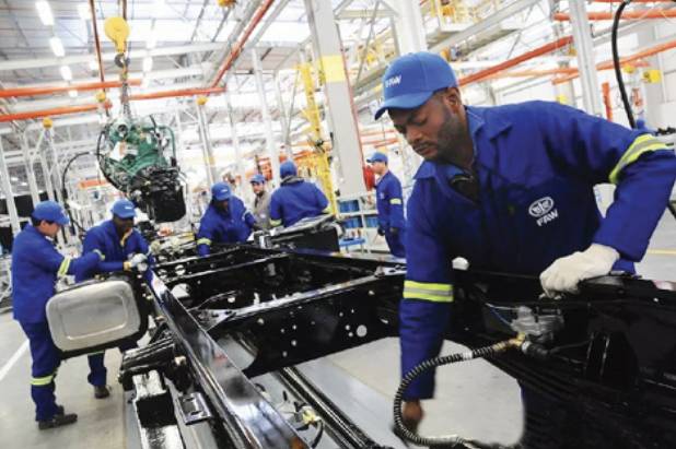 كوفيد والنزاع الأوكراني .. فرصة لبناء نموذج تنموي جديد في إفريقيا رغم الأزمات