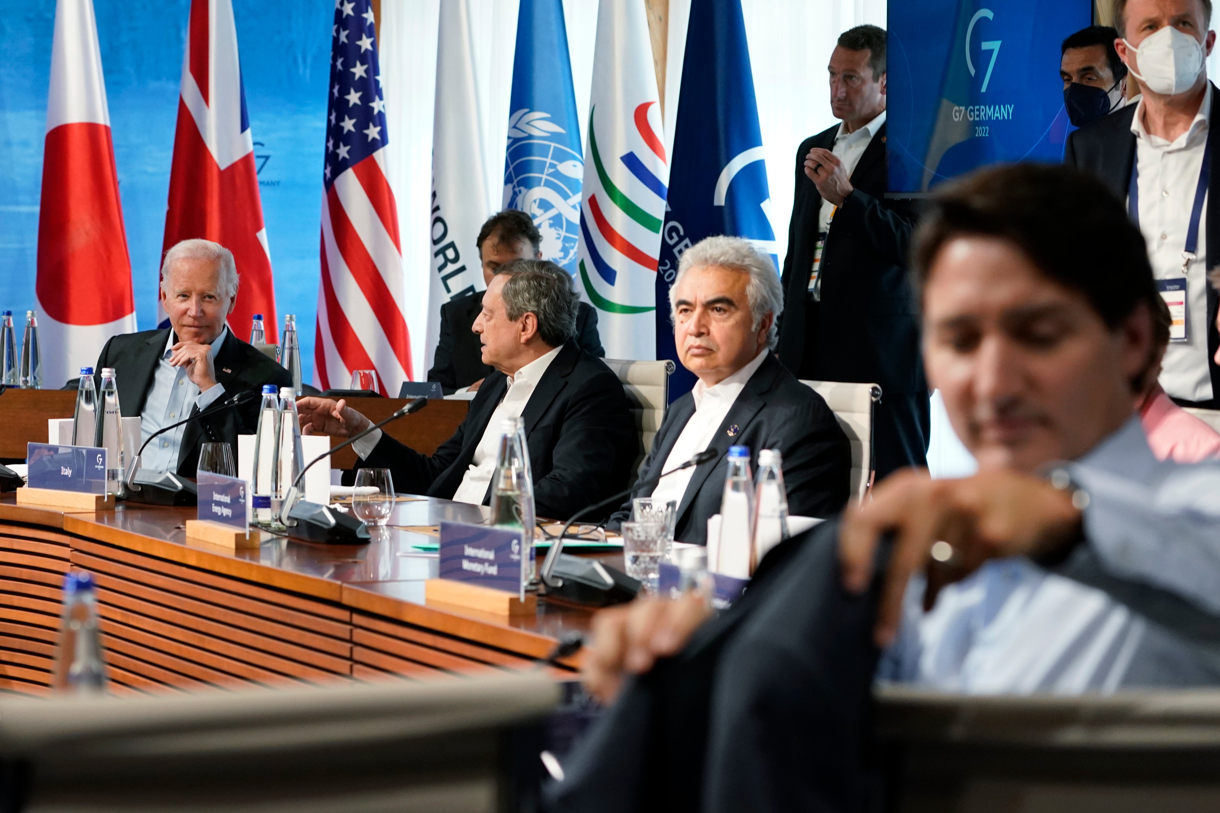 مجموعة السبع تطالب روسيا بالسماح بتصدير الحبوب من الموانئ الأوكرانية