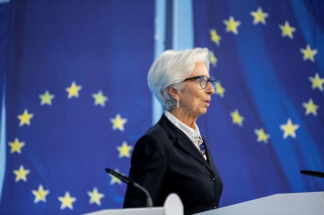 رؤساء بنوك مركزية: محاربة التضخم لها الأولوية على النمو