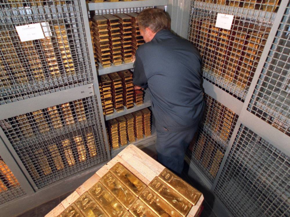 تراجع الذهب إلى 1850.50 دولار للأوقية.