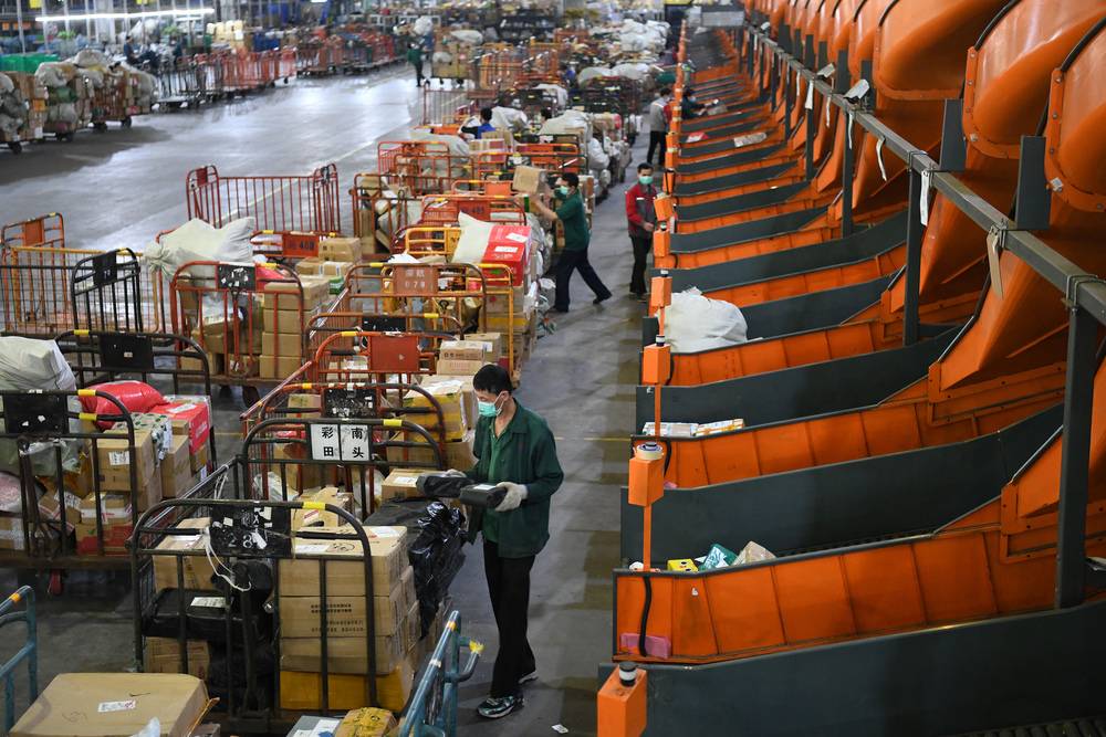 الولايات المتحدة تشدد العقوبات على قطاع النفط الإيراني 