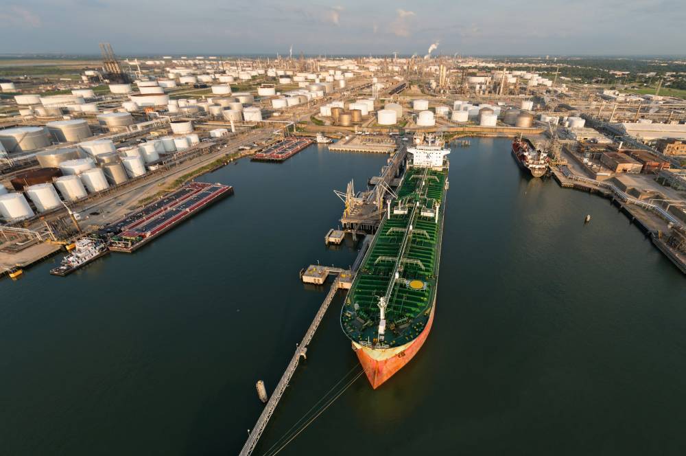 قلق أمريكي من استخدام نيودلهي في تصدير وقود روسي المنشأ إلى نيويورك