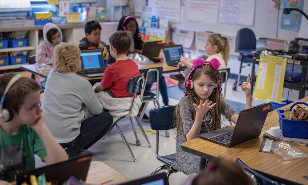 دائنو "وايركارد" يطالبون بأسترداد أكثر من 12 مليار يورو 