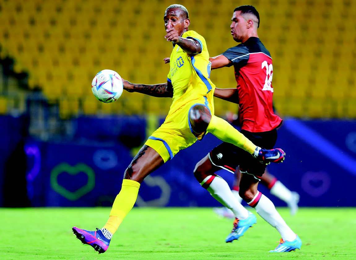 "تيسلا" تريد إنشاء أكبر مصنع للبطاريات في العالم