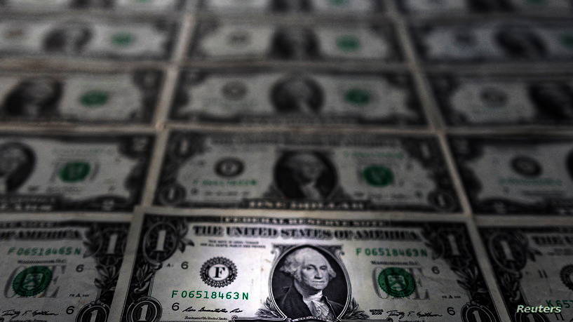 مركز الملك سلمان للإغاثة يوزع 550 حقيبة شتوية للنازحين في مخيم السويداء بمأرب