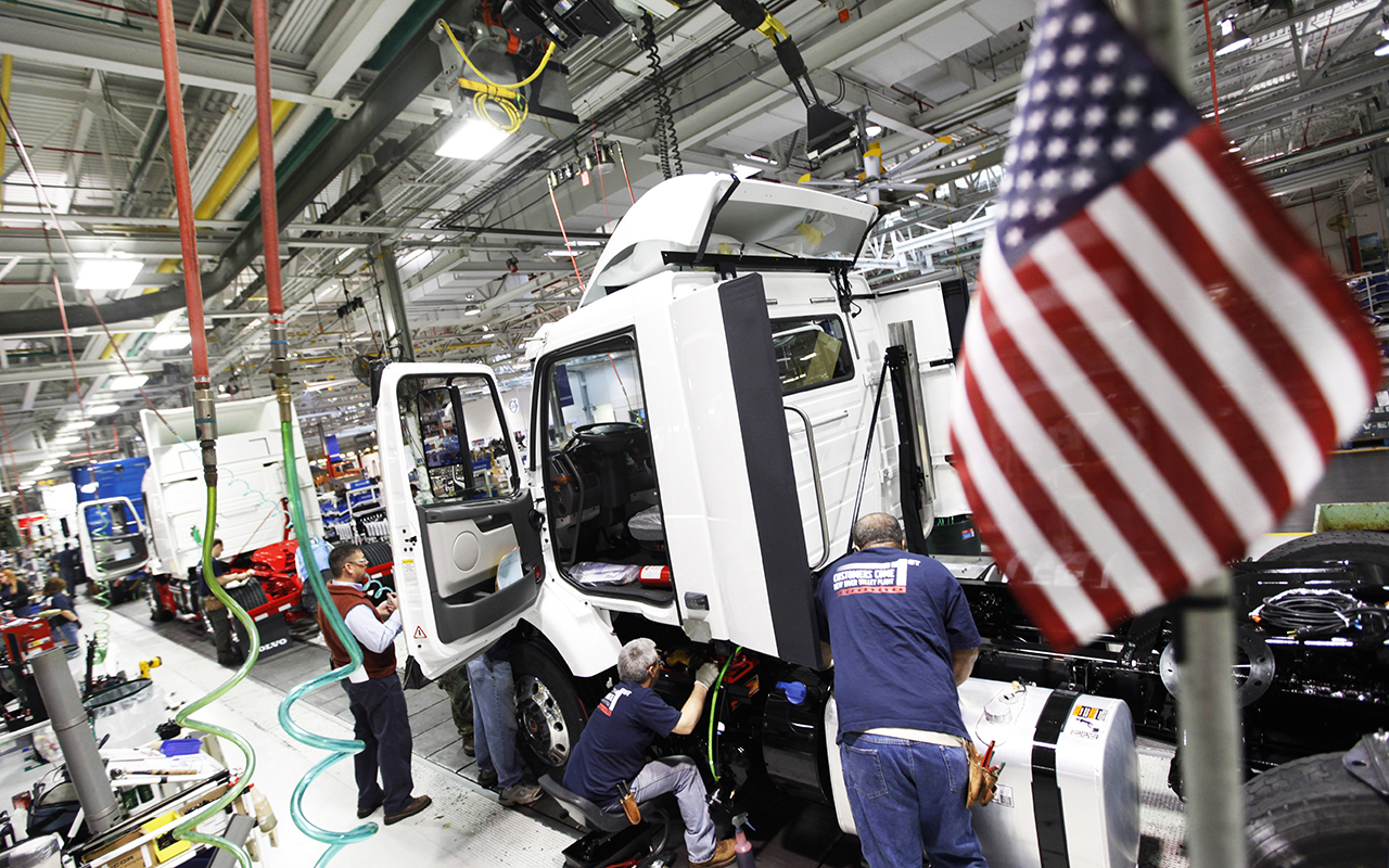 نمو الوظائف الأمريكية يفوق التوقعات وانخفاض معدل البطالة 3.5%