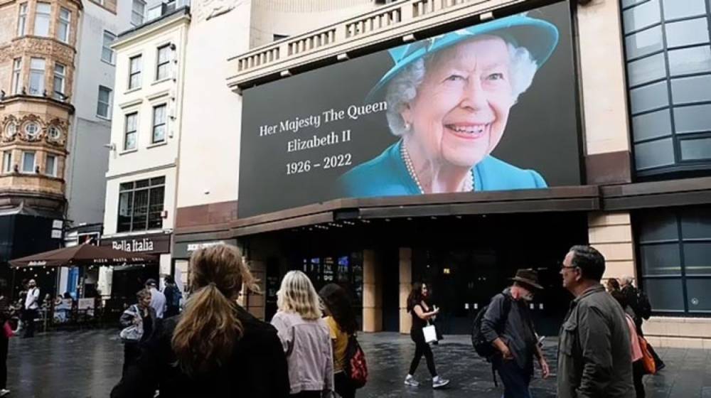 اتفاق بين باريس ولندن يسمح باستئناف حركة النقل عبر المانش