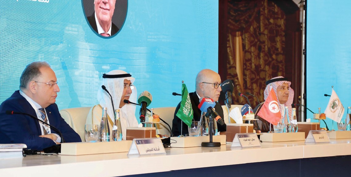 محافظ «ساما»: معدلات نمو مرتفعة للاقتصاد السعودي والتضخم ضمن المستويات المقبولة