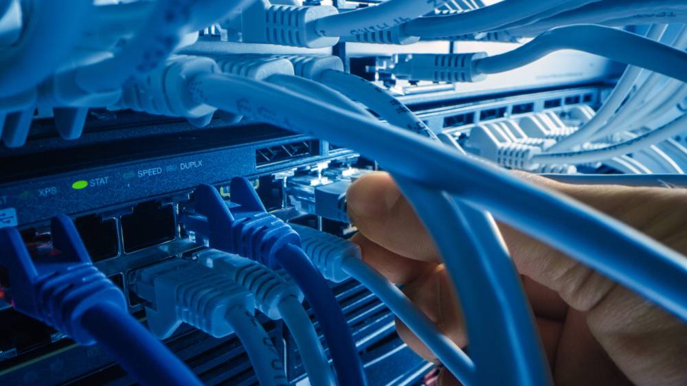 الشبكات الذكية والأمن الرقمي على رأس أولويات المؤسسات السعودية