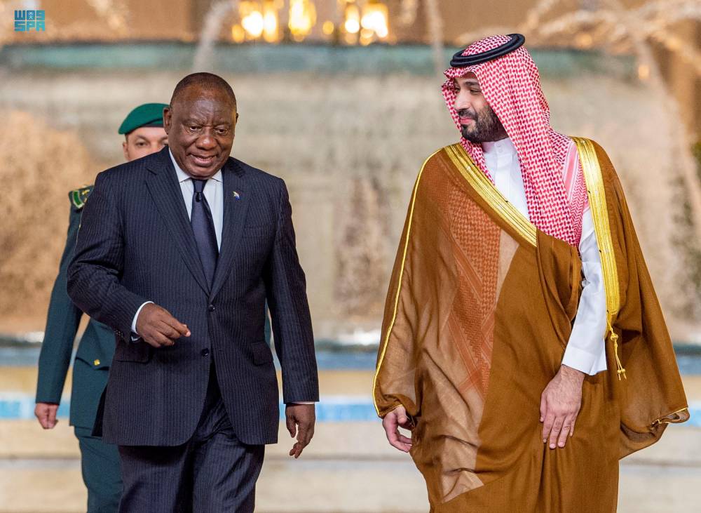 أوامر ملكية.. ضم وزارة الإسكان إلى الشؤون البلدية وتعيين المبارك محافظا للبنك المركزي