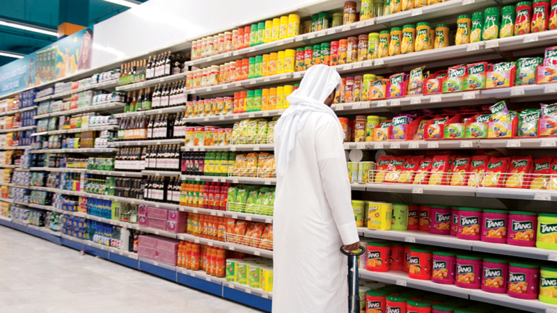 الإمارات تمنع زيادة أسعار السلع الأساسية دون موافقة  