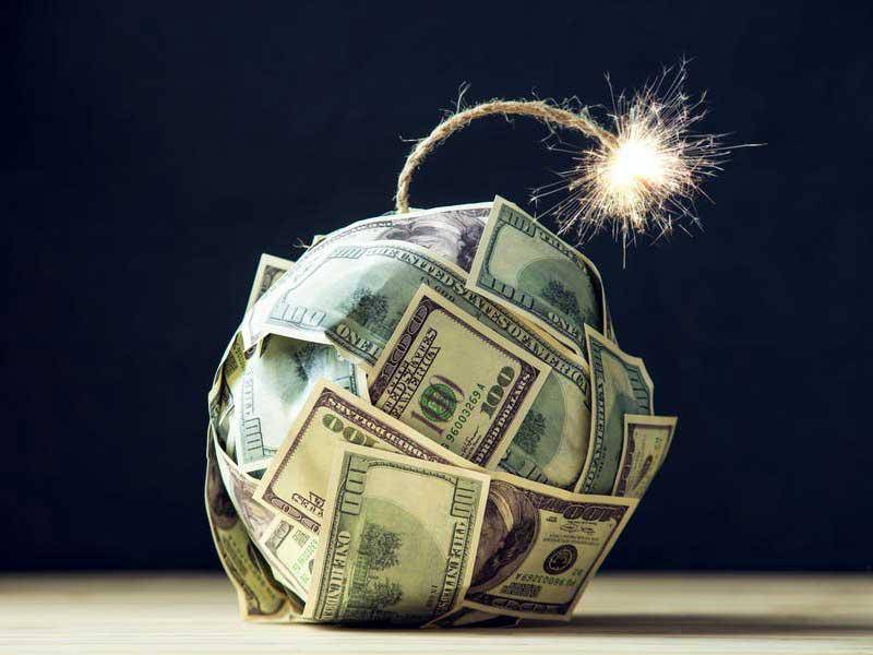 معركة سقف الدين الأمريكي تحمل في طياتها مخاطر كبيرة .. هل تستمر سياسة حافة الهاوية؟