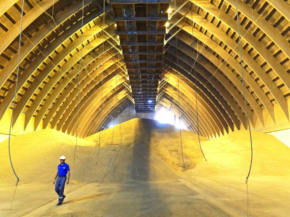 وادي "رواوة".. صحائف حجرية مطرزة بالنقوش الأثرية الإسلامية