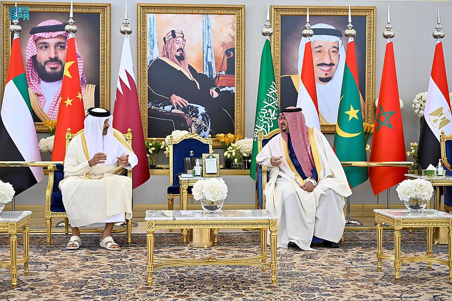  أمير قطر يصل الرياض للمشاركة في القمتين الخليجية والعربية مع الصين