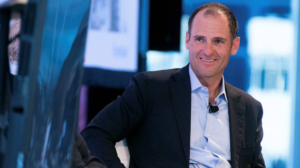 دراسة: خلط لقاحي فايزر وأسترازينيكا يزيد أعراض فيروس كورونا