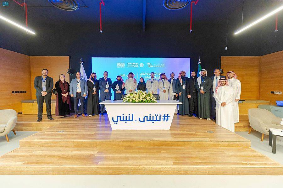 تعمل وزارة الاتصالات على تحفيز السوق المحلي في تبني التقنيات الناشئة وتحسين الجودة وتقليل المخاطر.