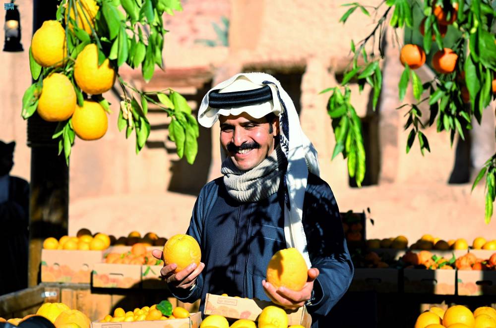 الدولار يرتفع مع ترقب بيانات اقتصادية وأثرها على أسعار الفائدة