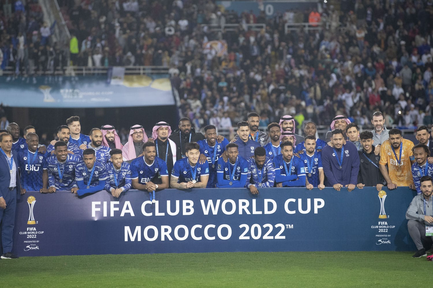 فضية و4 ملايين للهلال