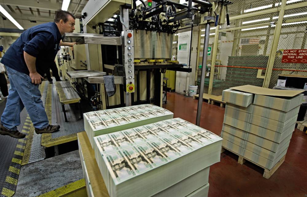 في مهرجان كان .. شعور بيضاء على السجادة الحمراء