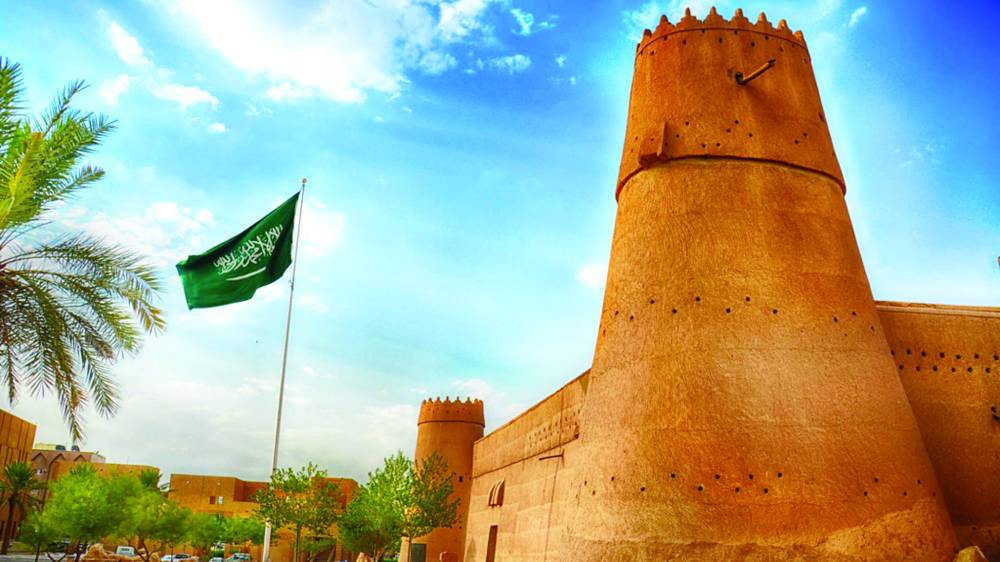 العلم السعودي .. راية حين تراها يطمئن قلبك