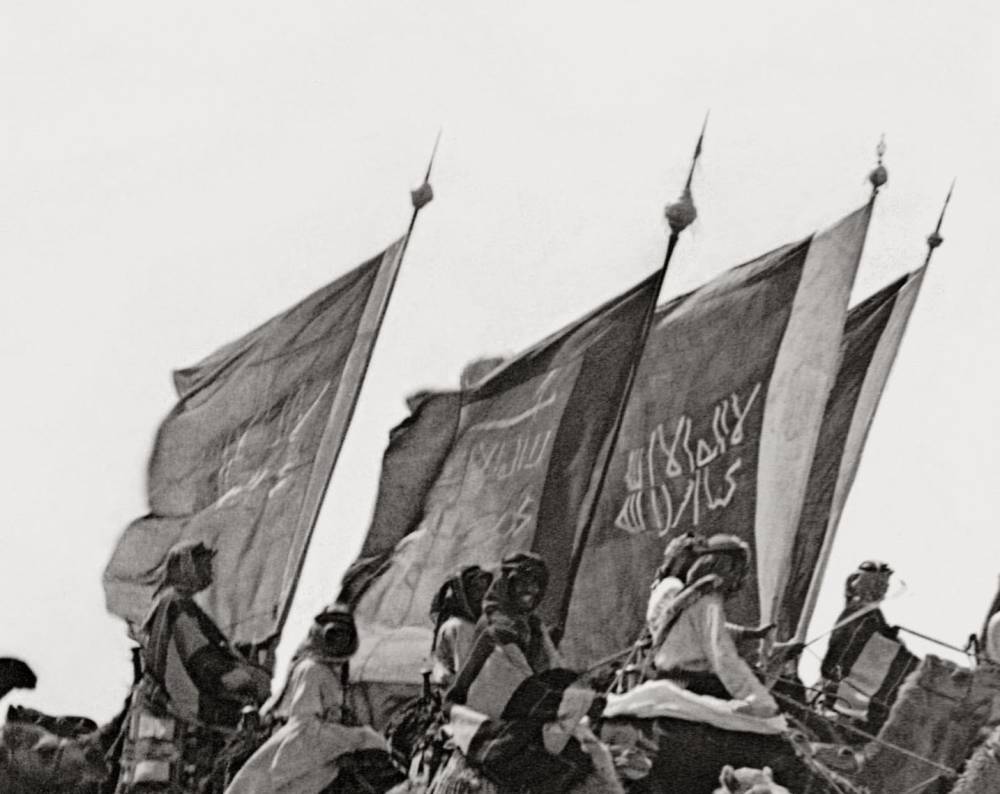 علم المملكة .. رمز لتضحيات المؤسس لبناء مملكة قوية موحدة