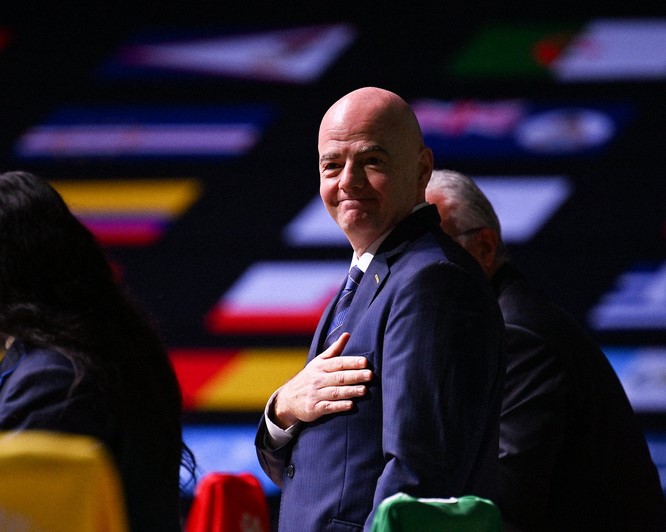 إعادة انتخاب إنفانتينو رئيسا لـ"فيفا"