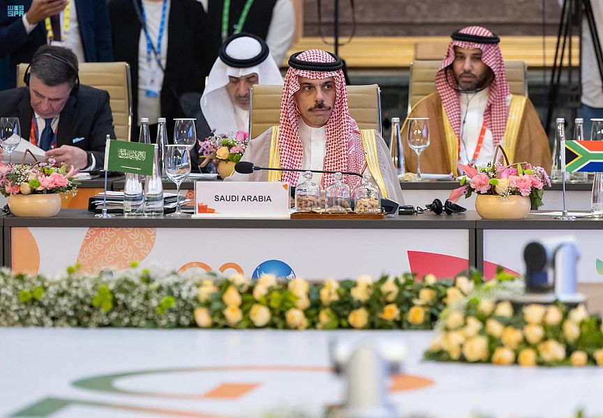  الأمير فيصل بن فرحان خلال اجتماع وزراء خارجية دول مجموعة العشرين