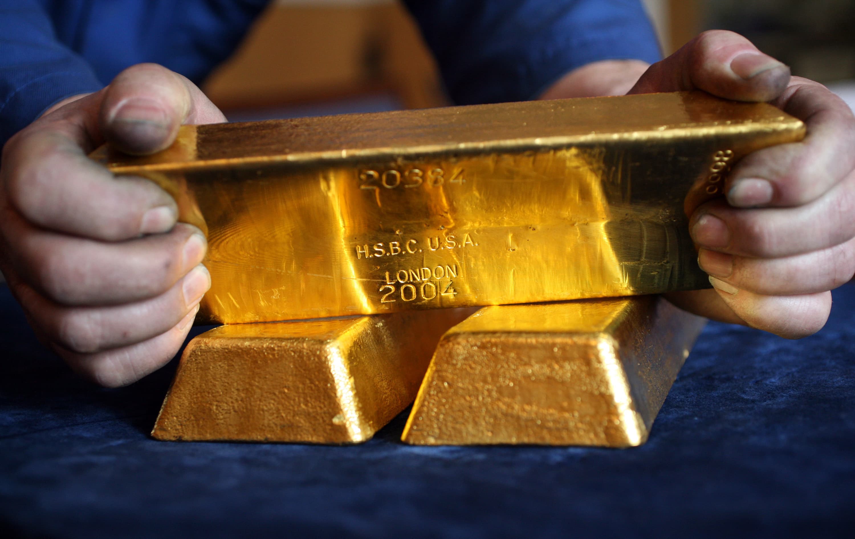 الذهب يرتفع لأعلى مستوى في عام مع عودة مخاوف القطاع المصرفي | صحيفة  الاقتصادية