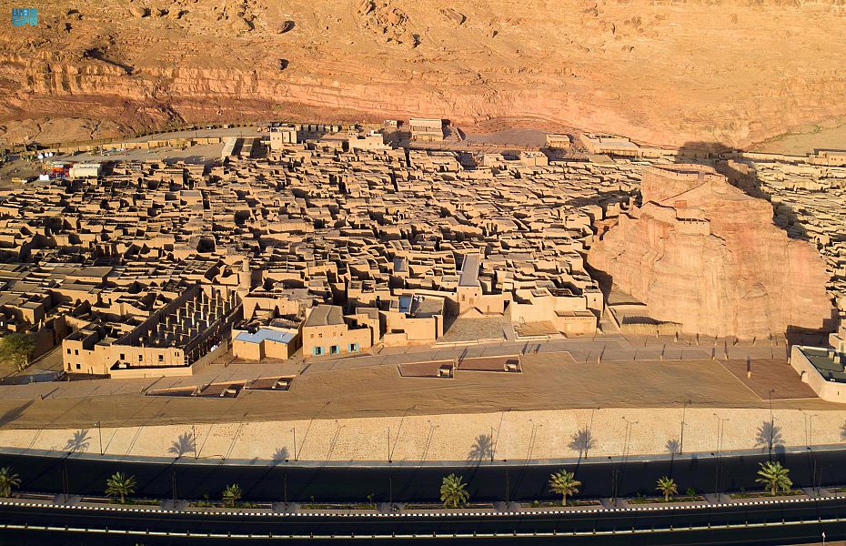 مشروع الأمير محمد بن سلمان يعمل على تأهيل مسجد العظام في العلا