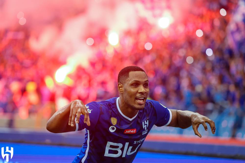 إيجالو  محتفلا بهدف الهلال الأول. مركز الهلال الإعلامي