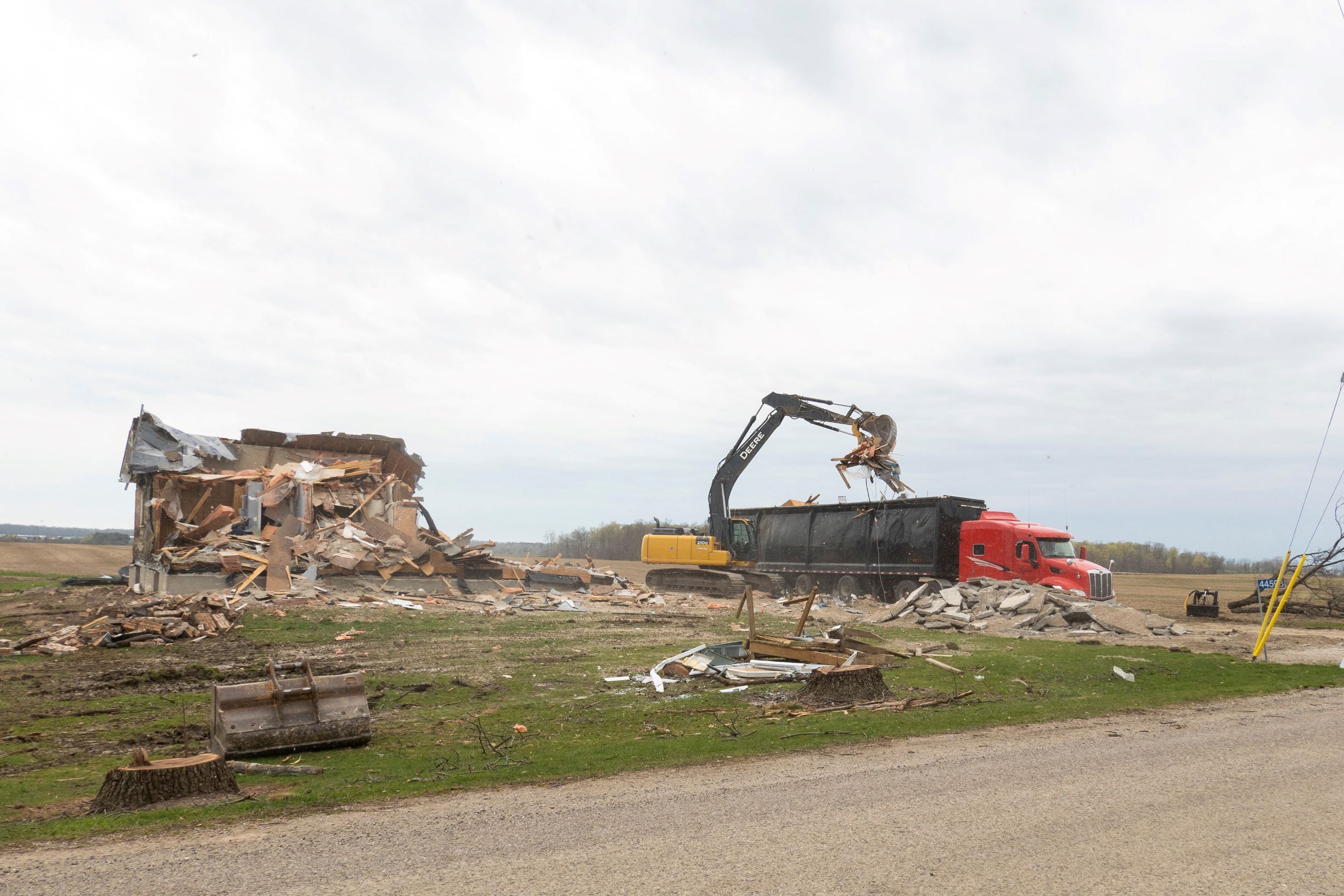 "فولكسفاجن" تبني أكبر مصنع لخلايا البطاريات بـ 5.3 مليار دولار