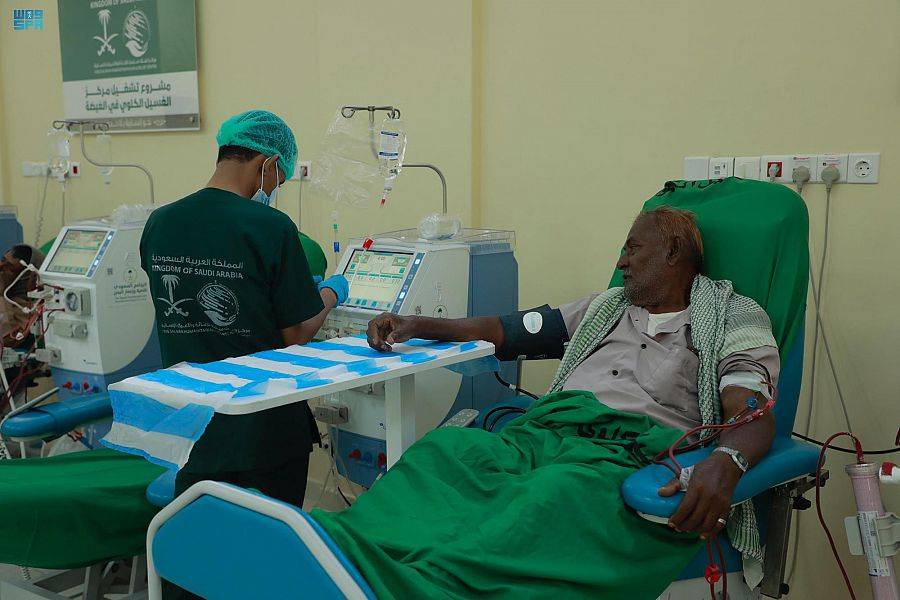 414 جلسة غسيل كلوي في مركز الغيضة خلال شهر مارس الماضي. "واس"