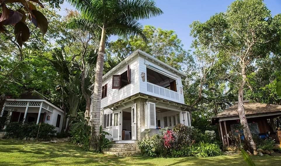 «جولدن آي» .. منتجع شهد بداية قصة «جيمس بوند»