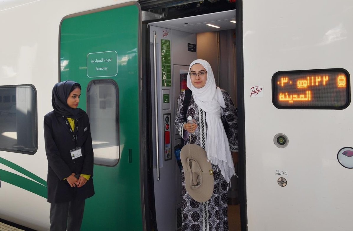 818 ألف مسافر على قطار الحرمين في رمضان .. بارتفاع 265 %