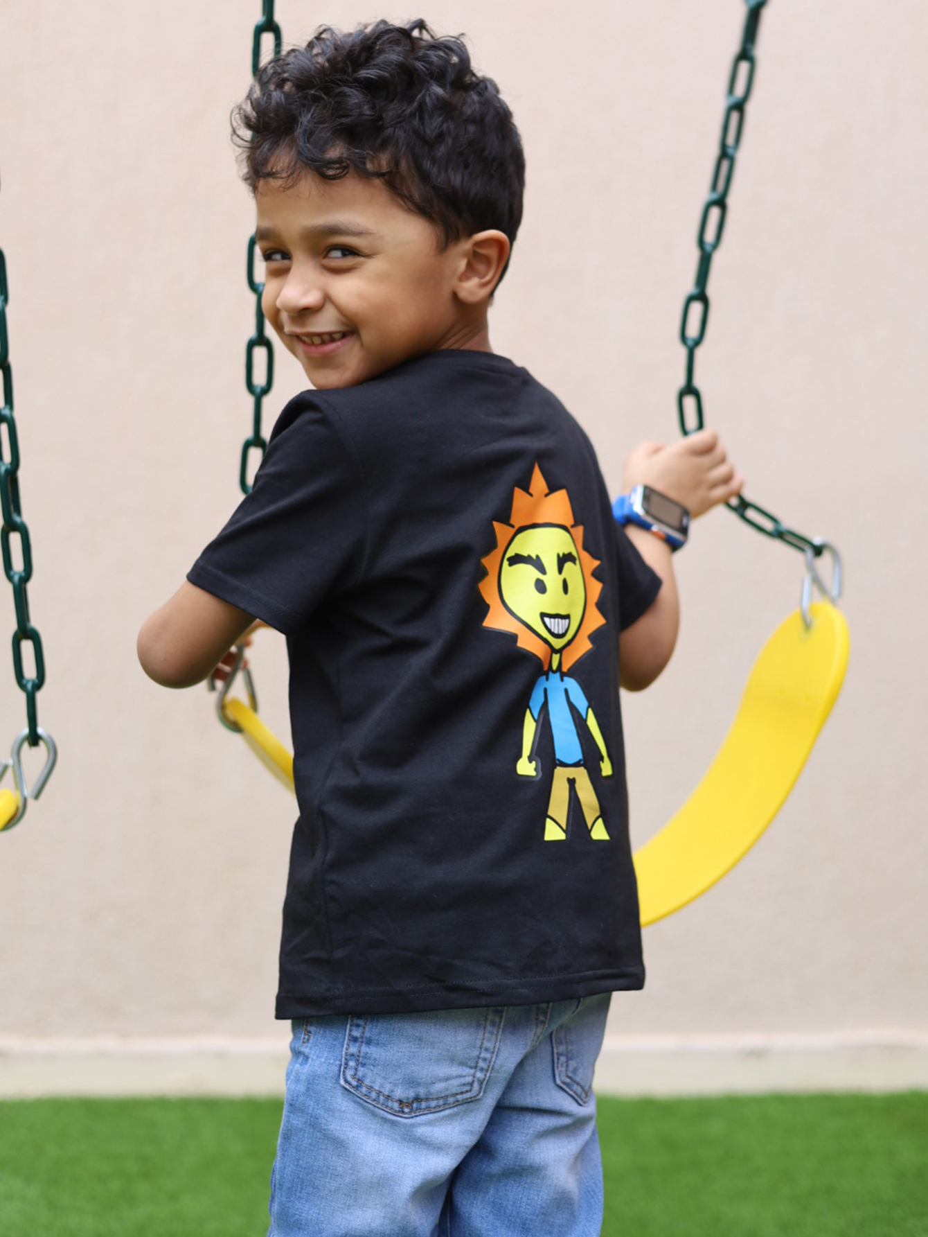 "شي إن" تحتفي بشهر التوعية بالتوحد بإطلاق تشكيلة SHEIN x Autism Heroes في أبريل