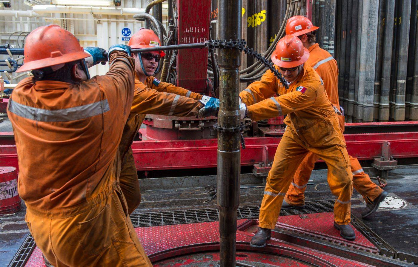 بدء تطبيق تخفيضات «أوبك +» الإضافية .. الطلب الصيني المتقلب يربك حسابات السوق