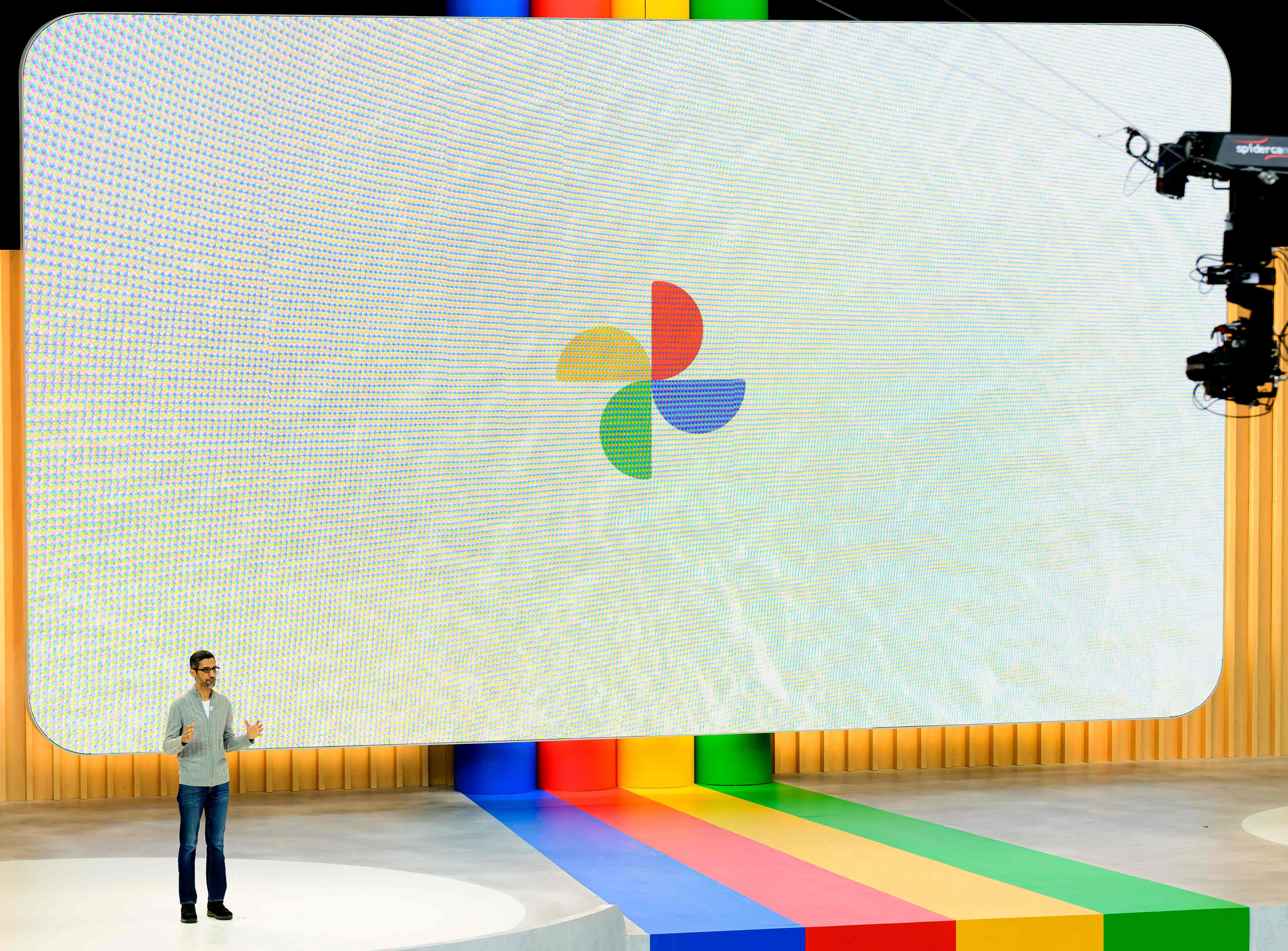 جوجل تتيح برنامجها "بارد" للذكاء الاصطناعي في 180 دولة