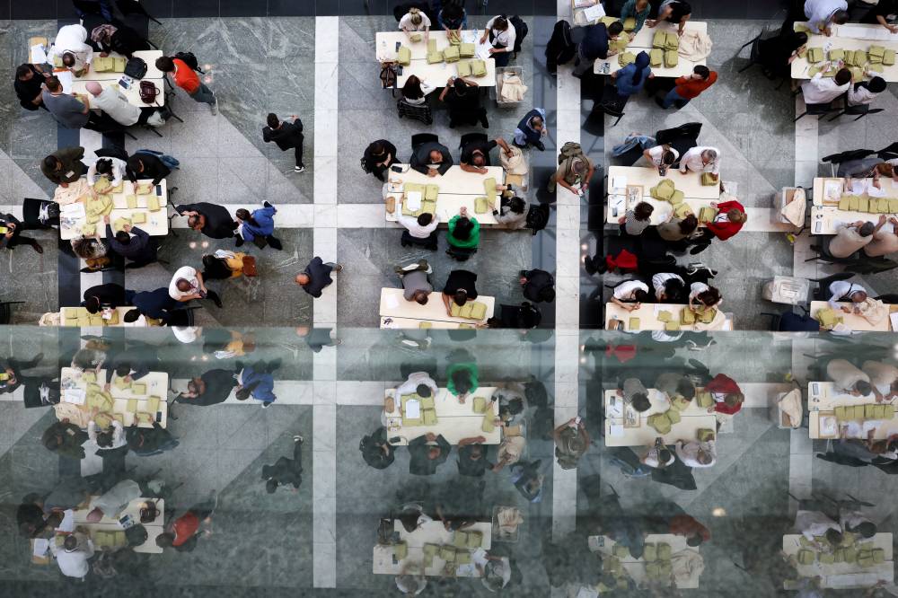 انتخابات الرئاسة التركية .. أردوغان وأوغلو يعلنان الانتصار