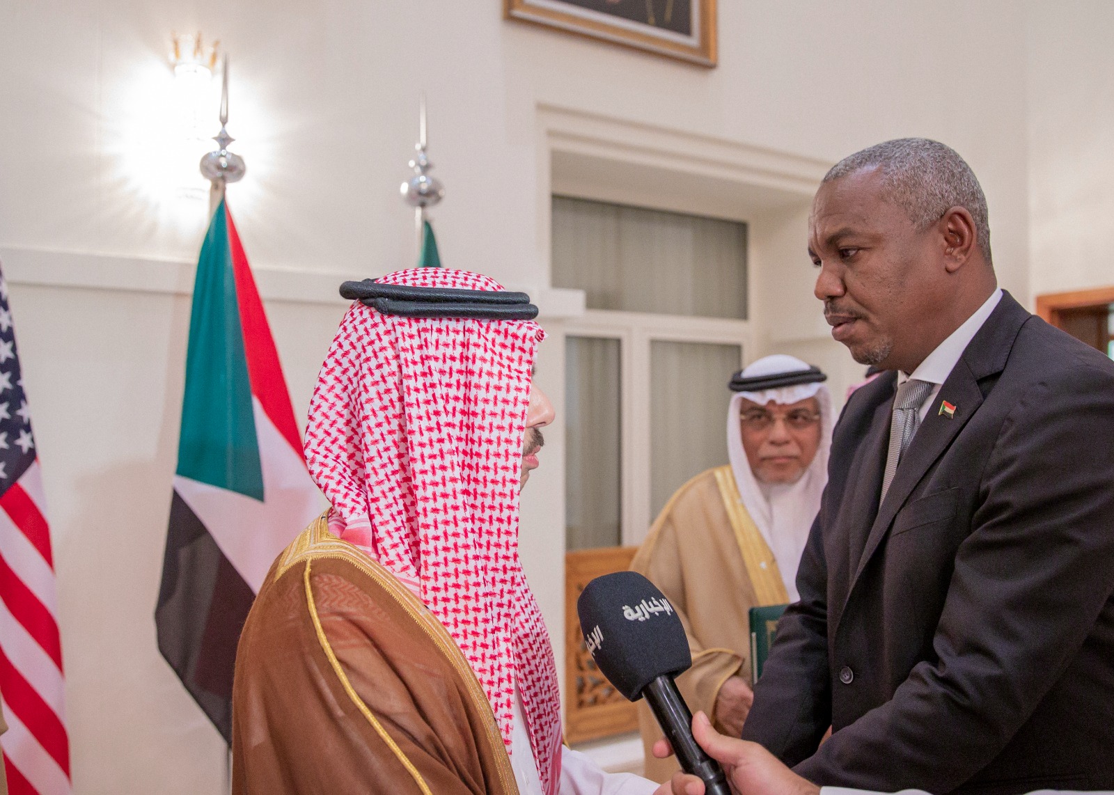 السعودية وأمريكا تعلنان توقيع اتفاقية لوقف إطلاق النار قصير الأمد في السودان