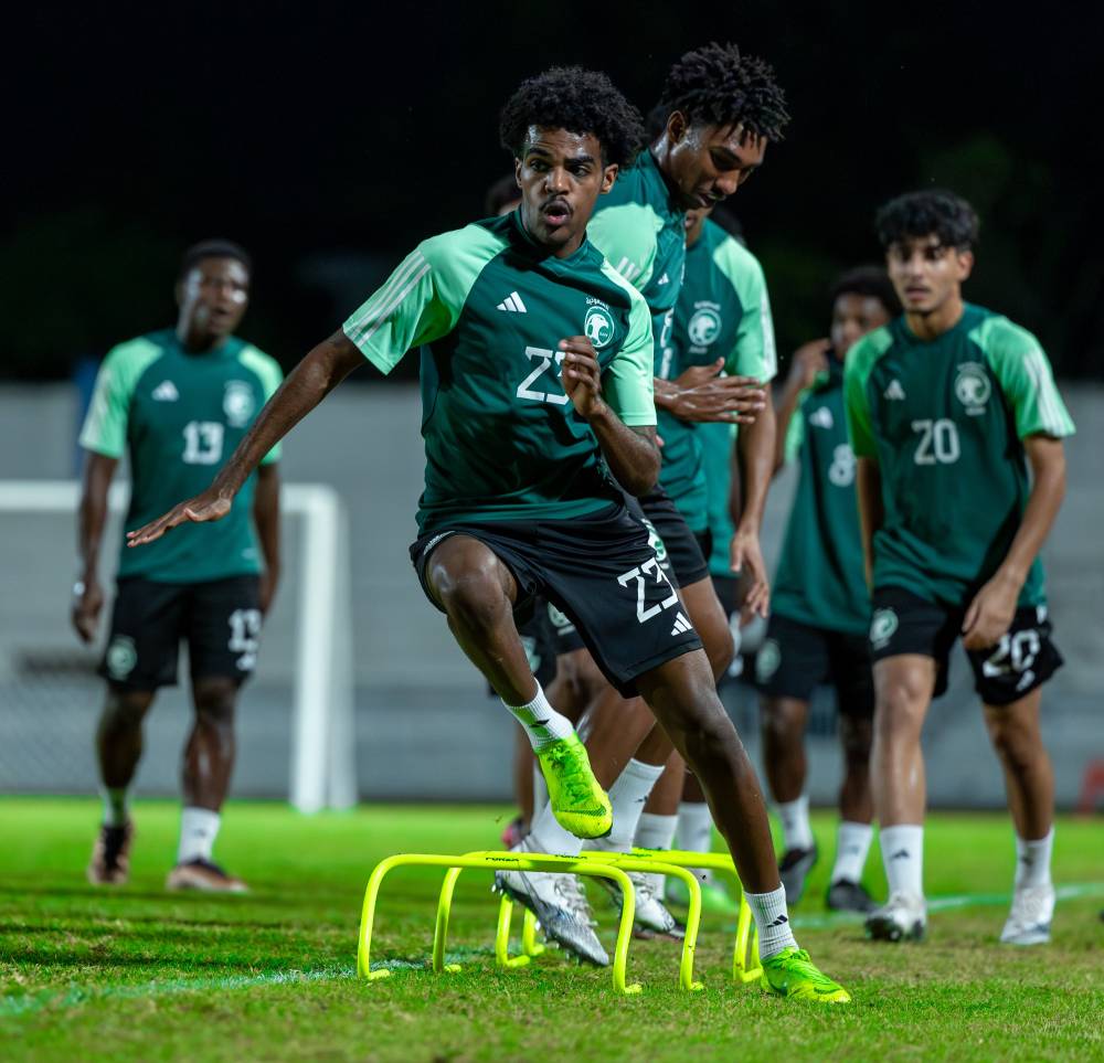 ركز عبدالوهاب الحربي مدرب المنتخب السعودي تحت 17 عاما، في التدريب الأخير أمس، قبل مواجهة طاجيكستان اليوم، ضمن الجولة الثانية في كأس آسيا 2023 ، على تمارين لياقية وتكتيكية وترفيهية.