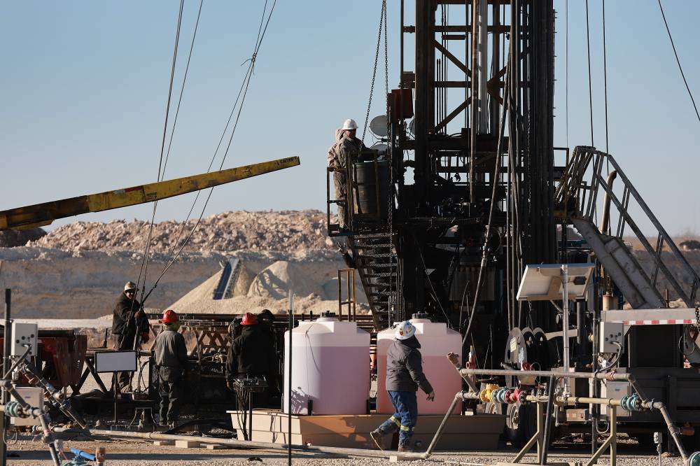 توقعات بتحطيم الولايات المتحدة رقما قياسيا جديدا في إنتاج النفط هذا العام.