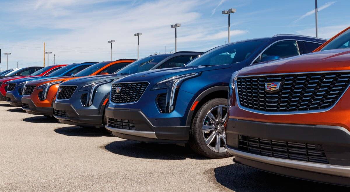 «جنرال موتورز» تحاول الإطاحة بـ «تسلا» بأسلوب «تسلا»