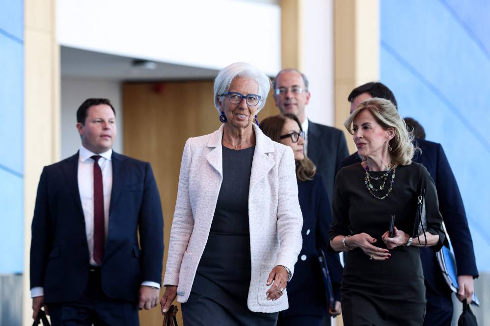 لاجارد تحذر: الأسعار ترزح تحت وطأة «ضغوط قوية» .. التضخم لم يبلغ ذروته