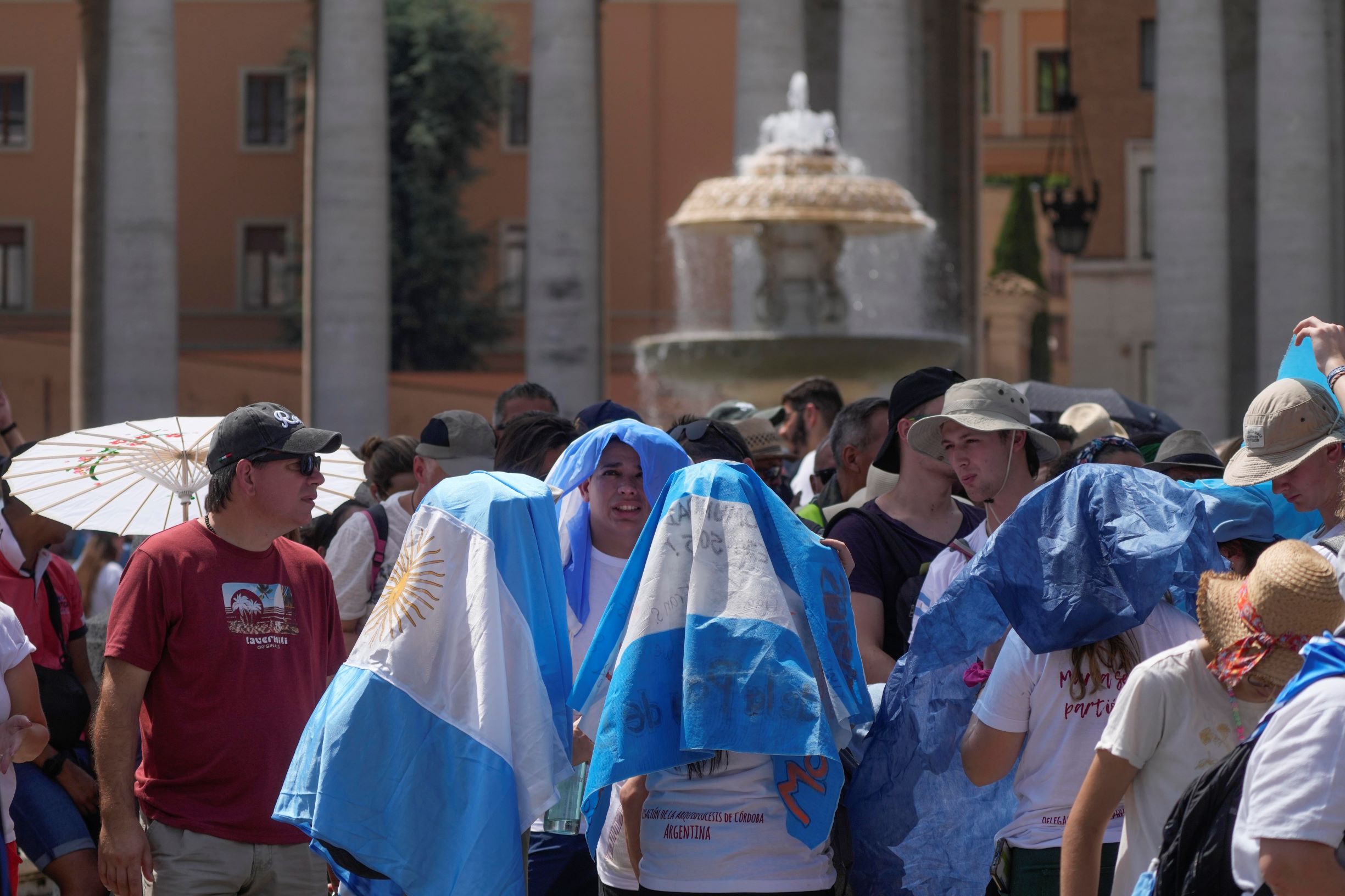 موجة حر شديد وأحوال جوية سيئة في نصف الكرة الشمالي