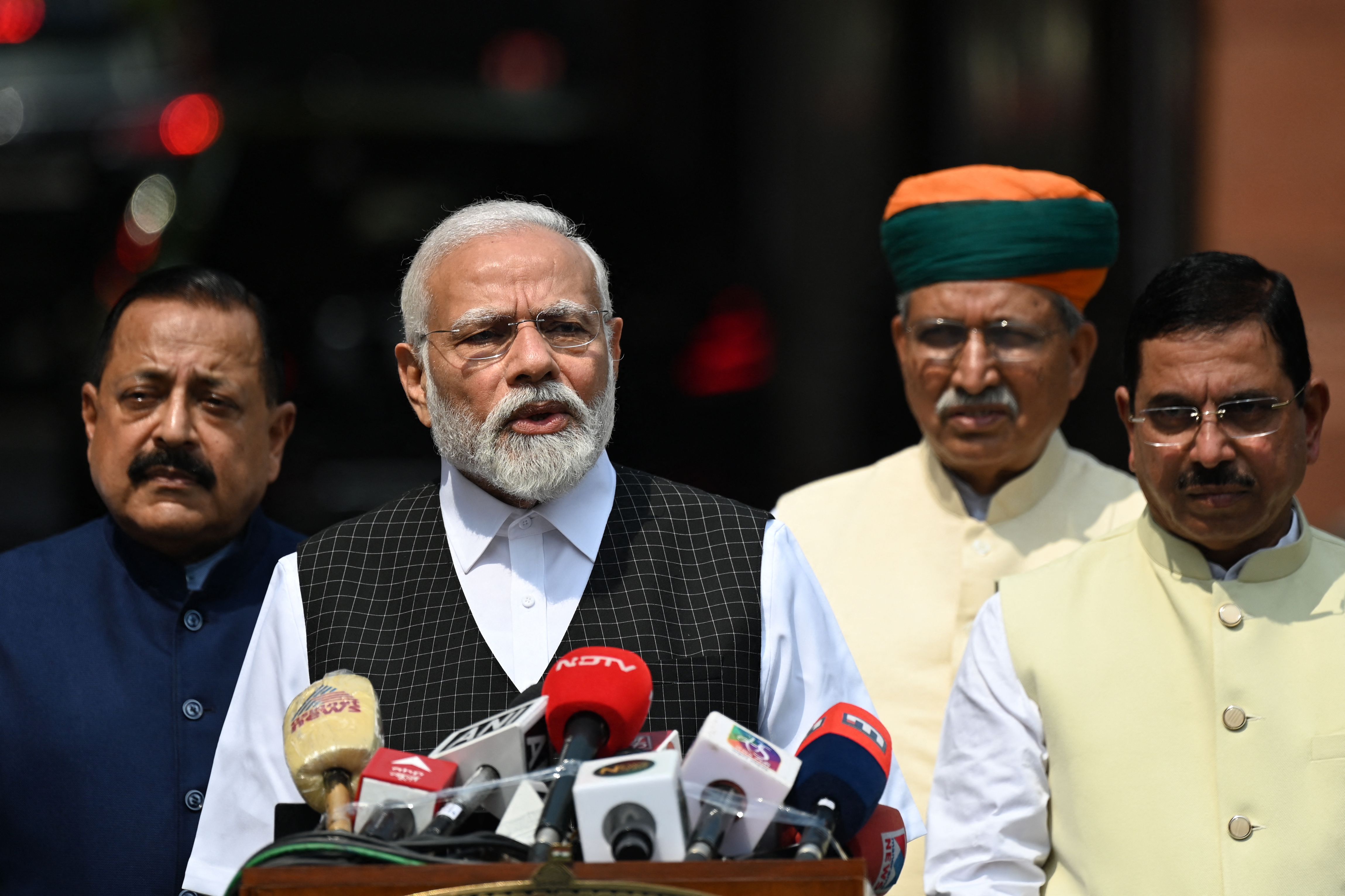  الهند: الردود مشجعة على مقترح بناء شبكة عابرة للحدود لتعزيز أمن الطاقة