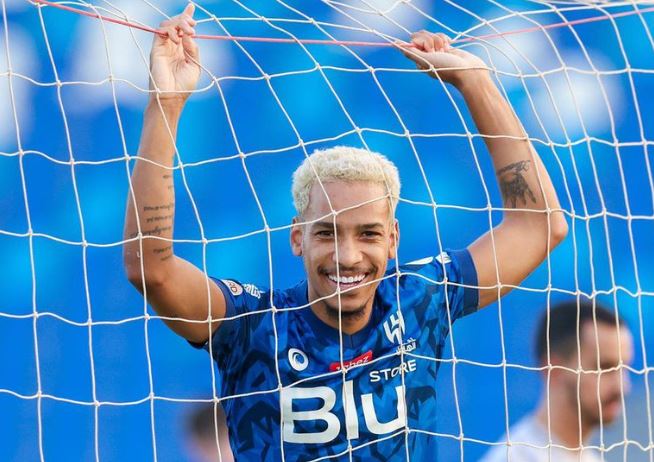 الهلال ينفصل عن بيريرا وسط ترقب لإعلان صفقات جديدة